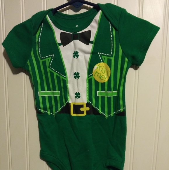 St. Patrick's Day shirt - Picture 1 of 1